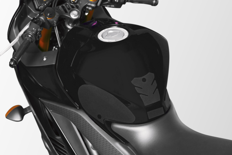Wolfline Motorcycle Accessories Anti Slip Tank Pad Stickers Side Gas Tank Pad Knee Grip Decals Protection For Yamaha YZF-R3 YZFR3 YZF R3 2019 2020 2021 2022