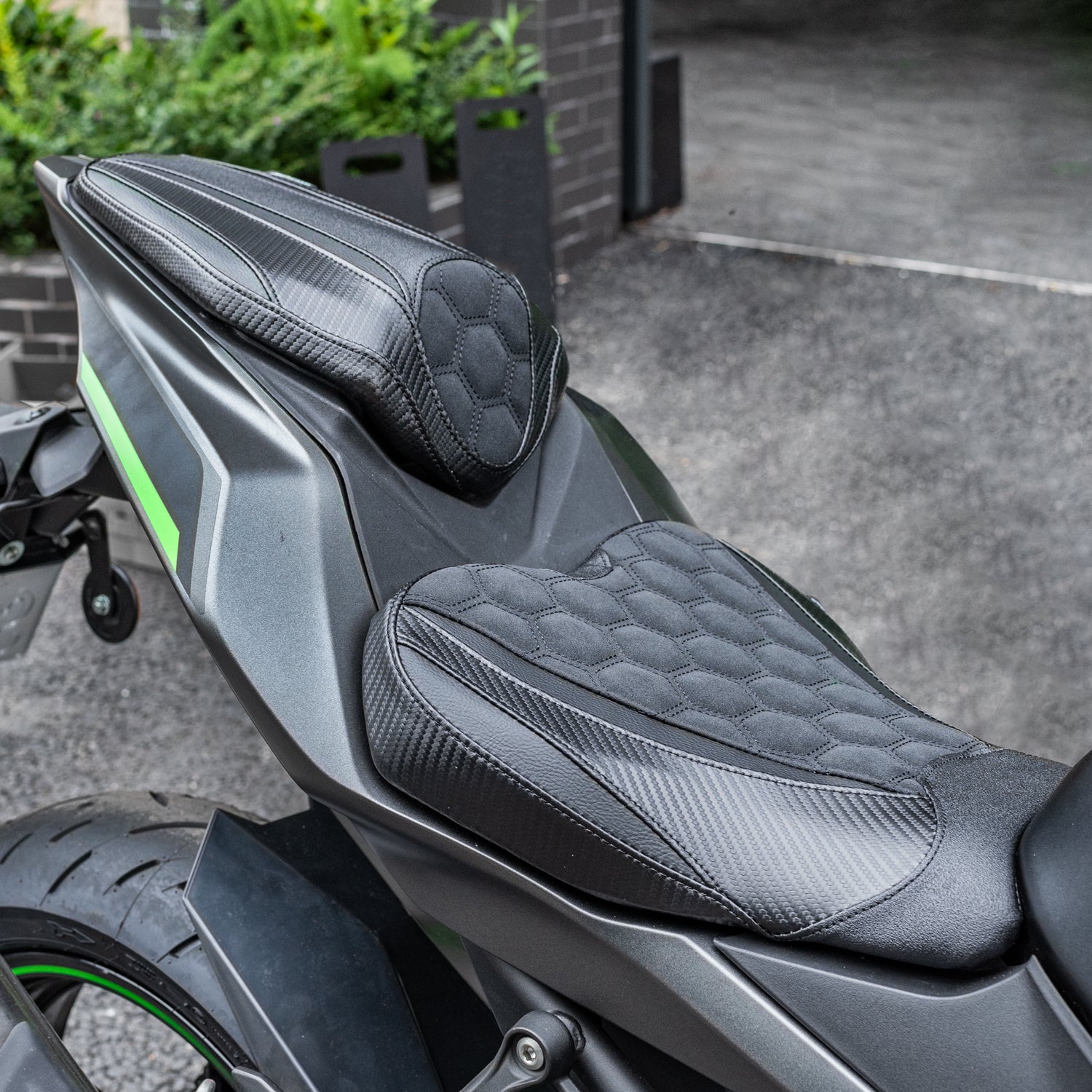 WOLFLINE Motorcycle Driver Passenger Comfort Seat for Kawasaki